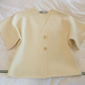 Zara Light Cream Knit Vest Short Sleeve Top with gold button accents